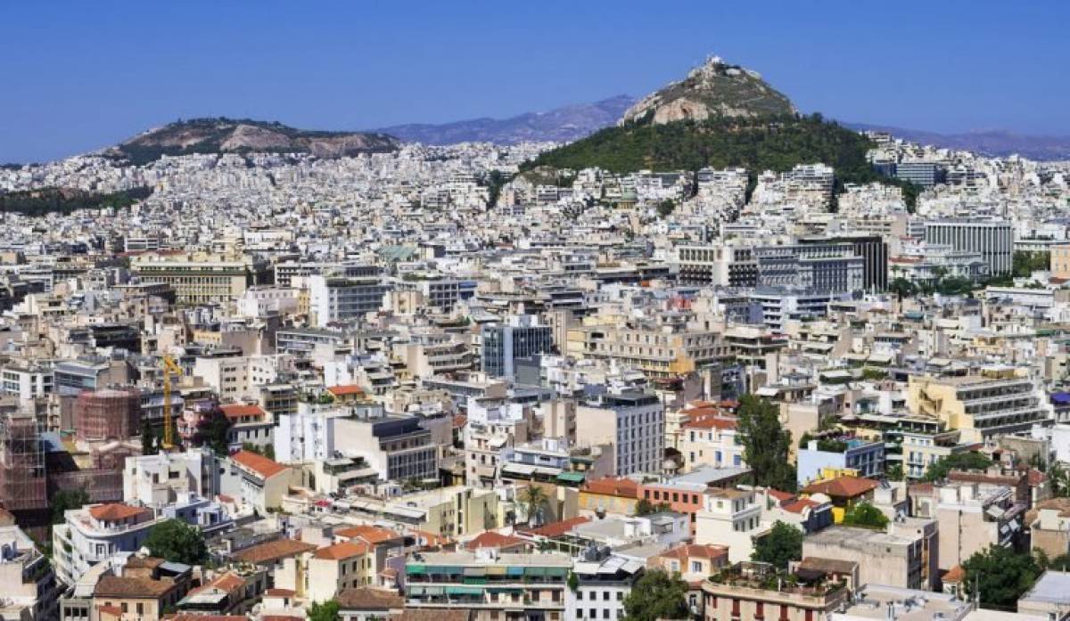 Θεσμοί - Έκθεση αξιολόγησης: Zητούν «ξεπάγωμα» των πλειστηριασμών