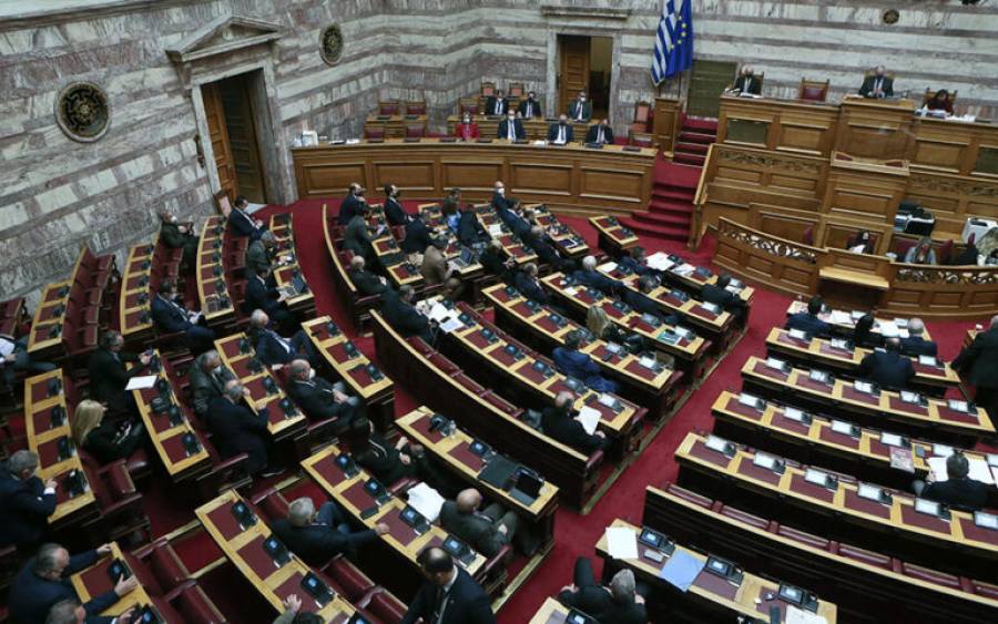 LIVE η τρίτη ημέρα συζήτησης για την πρόταση δυσπιστίας στη Βουλή