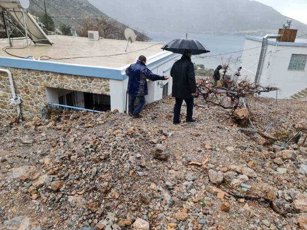 Σε κατάσταση εκτάκτου ανάγκης ο Δήμος Καλυμνίων-Τεράστιες καταστροφές απ'την κακοκαιρία