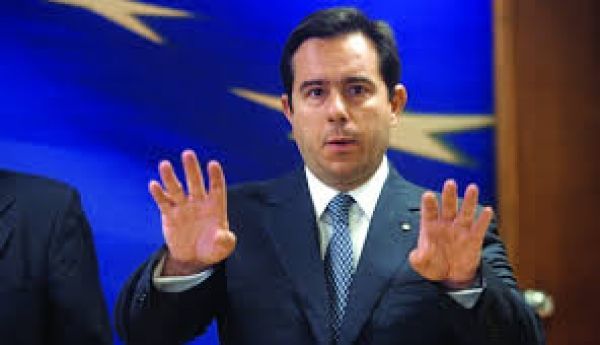 Στις Βρυξέλλες ο Μηταράκης