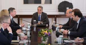 Μητσοτάκης-Ντόναχιου (πρόεδρος Eurogroup): H ελληνική οικονομία σημειώνει συνεχή πρόοδο