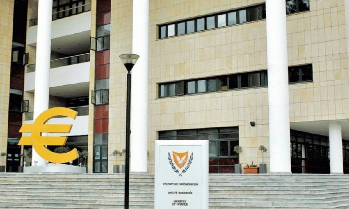 «Διπλή» η πρώτη έξοδος της Κύπρου στις αγορές το 2020
