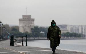 Κορονοϊός: 20 επιστήμονες τίθενται ανοιχτά κατά της στρατηγικής των lockdown