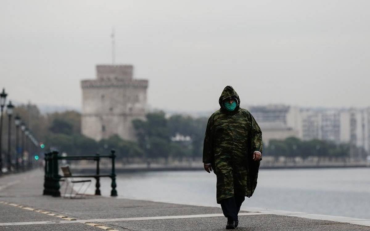 Κορονοϊός: 20 επιστήμονες τίθενται ανοιχτά κατά της στρατηγικής των lockdown