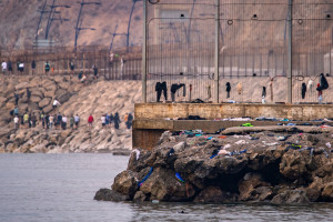 Ιταλοϊσπανική σύγκρουση για το Σένγκεν: Η Μαδρίτη απειλεί με αντίποινα αν η Ρώμη δεν ανοίξει τα σύνορα - Η αντίδραση Μελόνι
