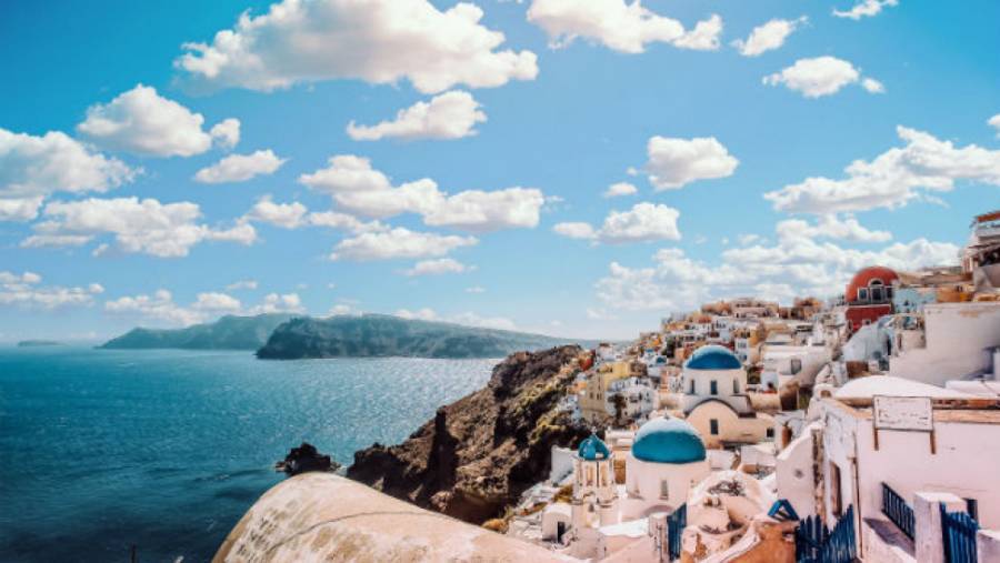 Greek Panorama Virtual:Οι κρατήσεις φέτος θα είναι της τελευταίας στιγμής