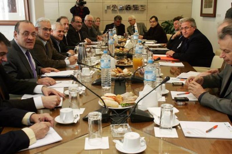 Με συλλογικές συμβάσεις απαντούν στην τρόικα οι κοινωνικοί εταίροι