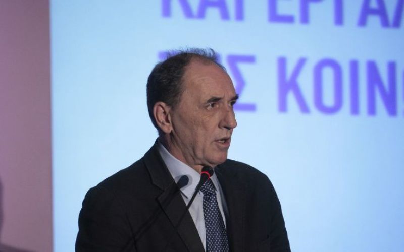 Σταθάκης: Επενδύσεις 1 δισ. ευρώ σε αιολική ενέργεια