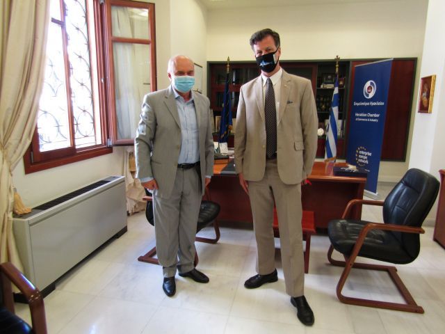 Το Επιμελητήριο Ηρακλείου επισκέφθηκε ο Πρέσβης του Καναδά