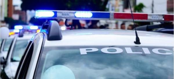 Επίθεση σε ασφαλιστική εταιρεία με άρωμα «Κίτρινων Γιλέκων»