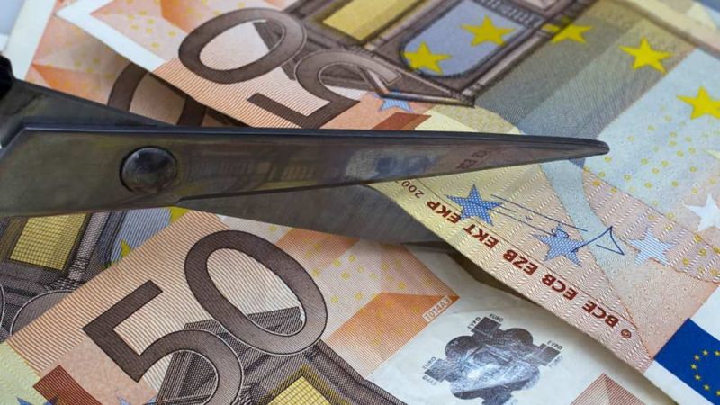 Μισθοί πείνας των 100 ευρώ για εκατοντάδες χιλιάδες εργαζόμενους