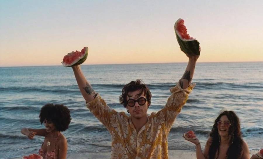 MusiCares: Harry Styles, BTS και άλλοι προσφέρουν συλλεκτικά αντικείμενα σε δημοπρασία για να βοηθήσουν τη μουσική κοινότητα