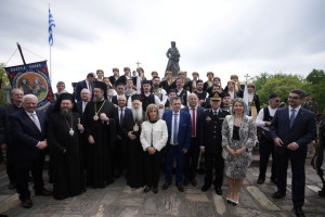 Η Περιφερειάρχης Κεντρικής Μακεδονίας τίμησε το Ολοκαύτωμα της Νάουσας