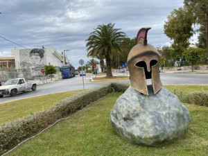 Οι ευπρόσδεκτες ψήφοι και η… περικεφαλαία των Σπαρτιατών
