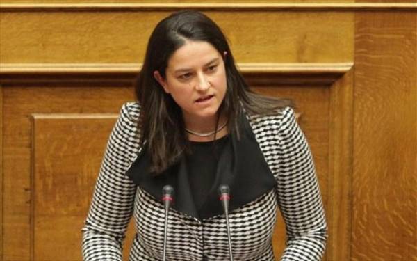 Τι αλλάζει στην παιδεία