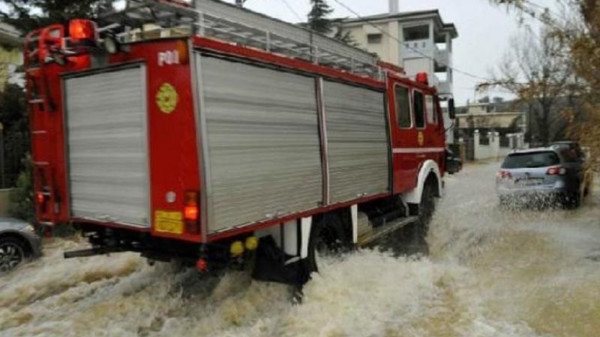 Πυροσβεστική: 2.421 κλήσεις λόγω κακοκαιρίας- Στη Μαγνησία οι περισσότερες