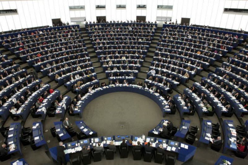 Το Ευρωκοινοβούλιο ελέγχει τον Μάρτιν Σουλτς