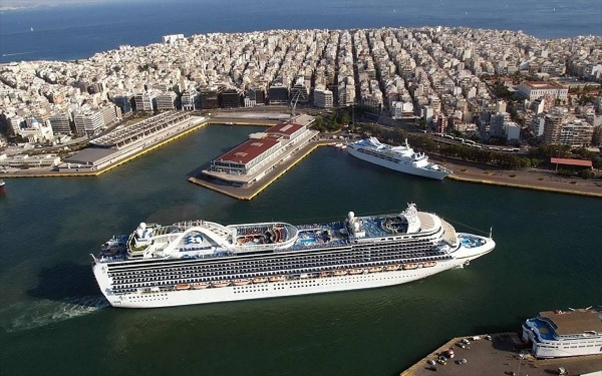 Εφοδιαστές πλοίων: Τι ζητούν από το Γιώργο Πιτσιλή