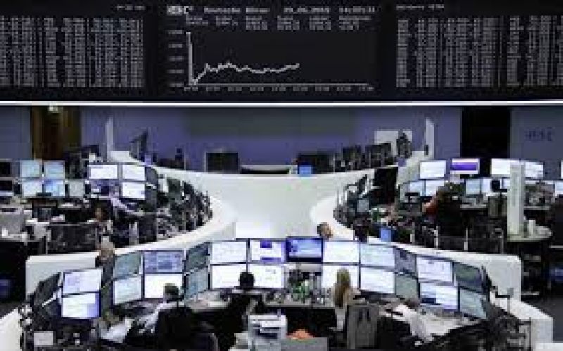 Πτωτικά η Ευρώπη με την πολιτική αβεβαιότητα να κυριαρχεί