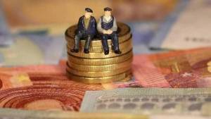 Εβδομάδα αναδρομικών κι «ανάσας» στην οικονομία και το κρατικό ταμείο