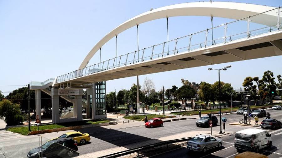 Ελεύθερες πλέον οι διαπεριφερειακές μετακινήσεις-Τέλος και για το SMS