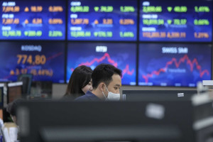 Μεικτά πρόσημα στις ασιατικές αγορές- «Βαρίδια» επιτόκια και μάκρο