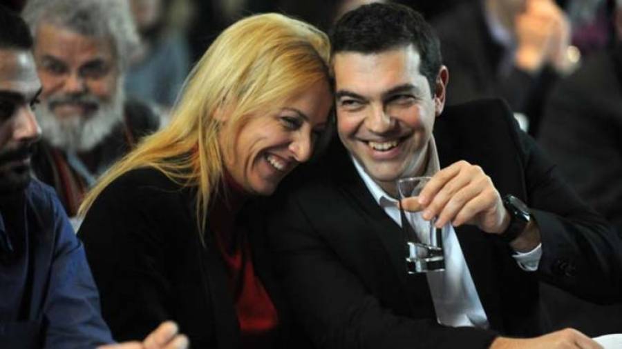 Διαγωνισμός Τσίπρα - Δούρου για το καλύτερο «μαργαριτάρι»
