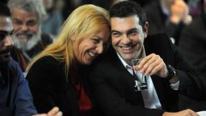 Διαγωνισμός Τσίπρα - Δούρου για το καλύτερο «μαργαριτάρι»