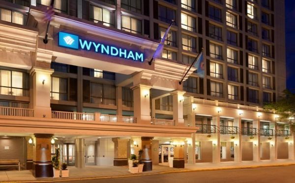Wyndham, Βιοχάλκο και Zeus International αλλάζουν το Μεταξουργείο