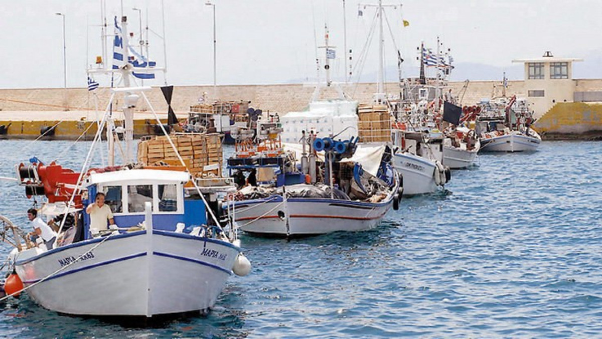 Νέα μέτρα για τους αλιείς προ των πυλών – Τι εξετάζει η κυβέρνηση για καύσιμα και δίχτυα