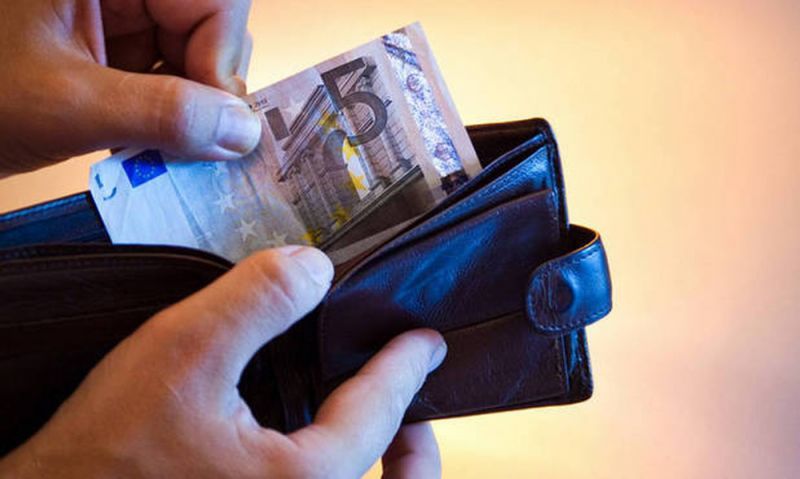 Τέλος Φεβρουαρίου η καταβολή του Κοινωνικού Εισοδήματος Αλληλεγγύης