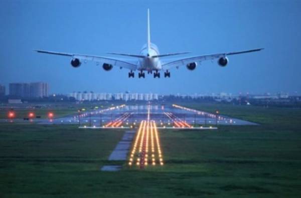 Νέο ρεκόρ διακίνησης επιβατών και πτήσεων στα αεροδρόμια της χώρας