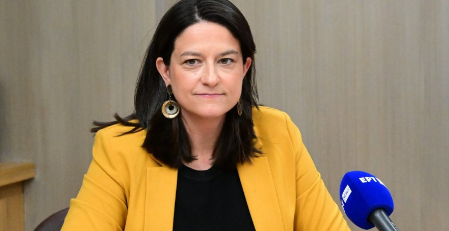 Κεραμέως: Στα €920 ο βασικός μισθός, στόχος τα €1.500 ο μέσος μισθός έως το 2027 (παραδείγματα)