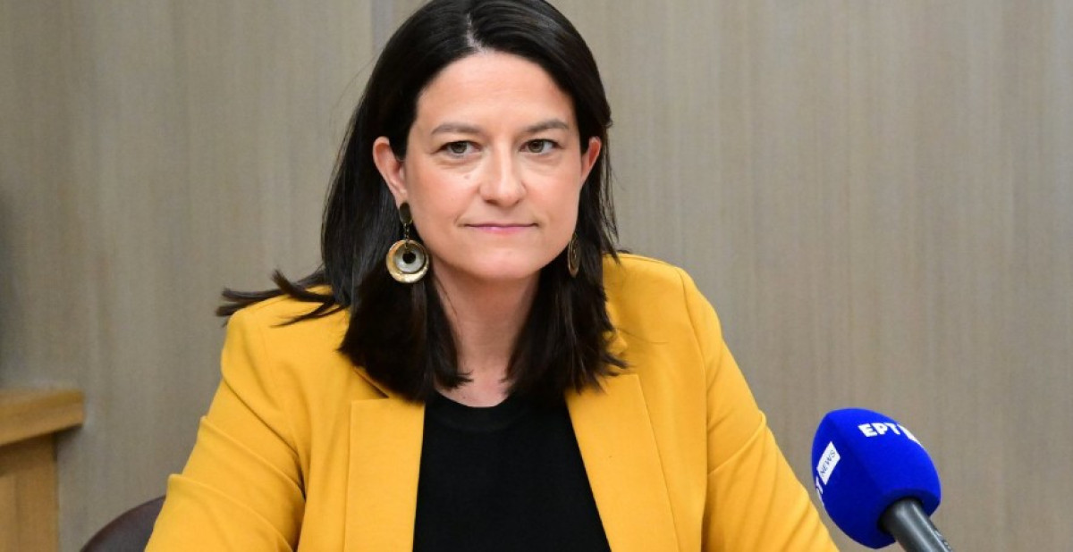 Κεραμέως: Στα €920 ο βασικός μισθός, στόχος τα €1.500 ο μέσος μισθός έως το 2027 (παραδείγματα)