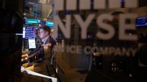 Στο ρυθμό της Fed «χορεύει» η Wall Street