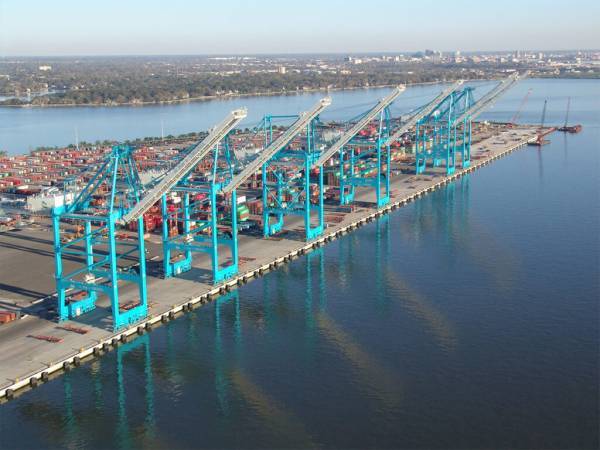Το Port of Virginia λαμβάνει δύο νέους γερανούς Super Post-Panamax