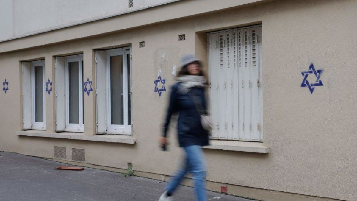 Διχάζει τη Γαλλία η πορεία κατά του αντισημιτισμού