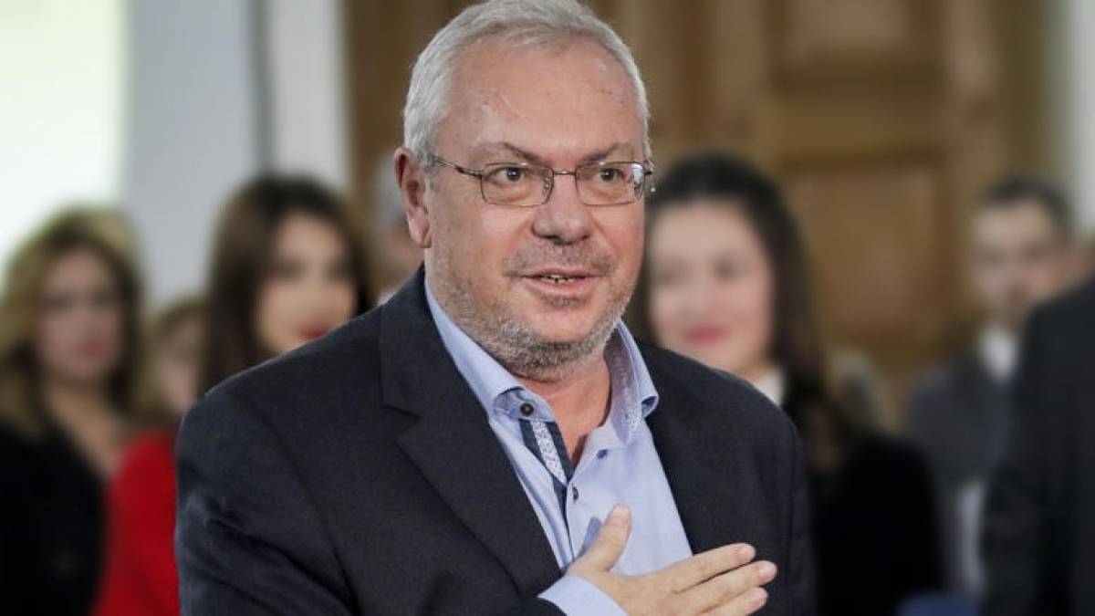 Ο Μαλέλης... ταράζει τα νερά:Φλερτ με ΣΥΡΙΖΑ, όλεθρος η ΝΔ!
