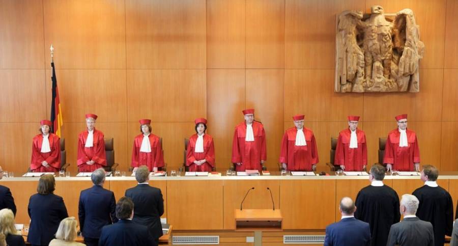 Συνταγματικό Δικαστήριο Γερμανίας: Ανέβαλε την επικύρωση του Ταμείου Ανάκαμψης