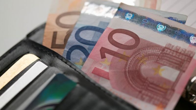 Σύνταξη στα 55 έως 59,5 έτη "κλειδώνουν" 450.000 ασφαλισμένοι