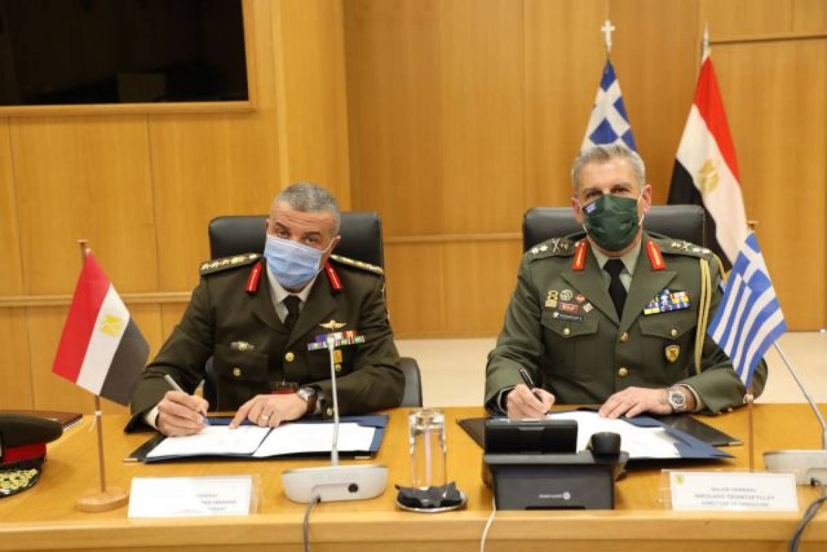 Αναβαθμίζεται η σχέση των Ενόπλων Δυνάμεων Ελλάδας και Αιγύπτου