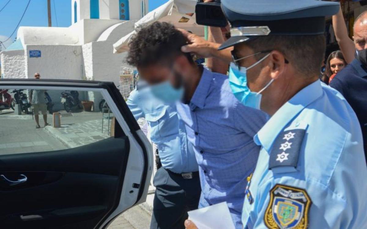 Φολέγανδρος-Η απολογία του 30χρονου γυναικοκτόνου: Με ενέπαιζε, την έσπρωξα