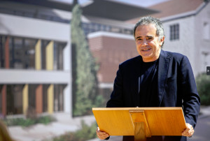 Στα «χέρια» του Τέλη Μυστακίδη η ABBank- «Κλείδωσε» το deal