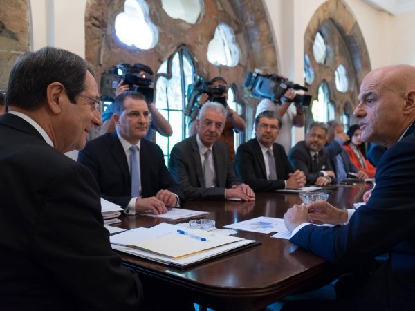 Πρόεδρος ΕΝΙ:Επιστρέφουμε στην κυπριακή ΑΟΖ-Δεν αφήνω τα λεφτά μου εκεί