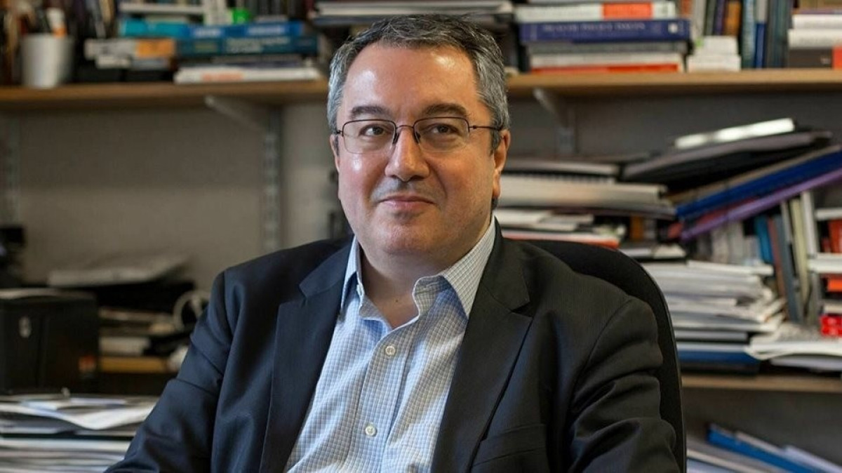 Καθησυχαστικός ο Μόσιαλος για την έξαρση του κορoνοϊού στην Κίνα