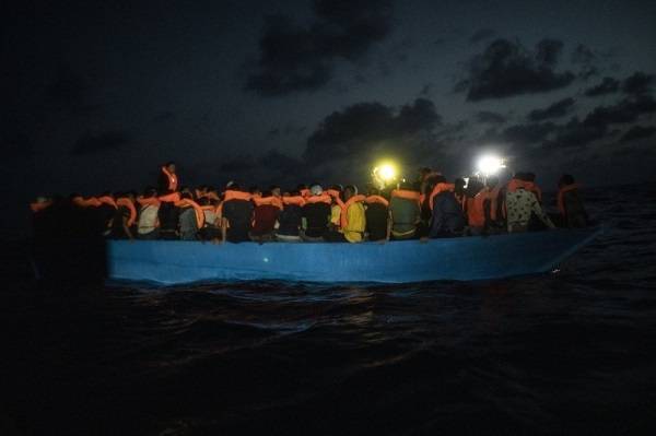 Φόβοι για θάνατο 24 μεταναστών ανοιχτά της Λιβύης