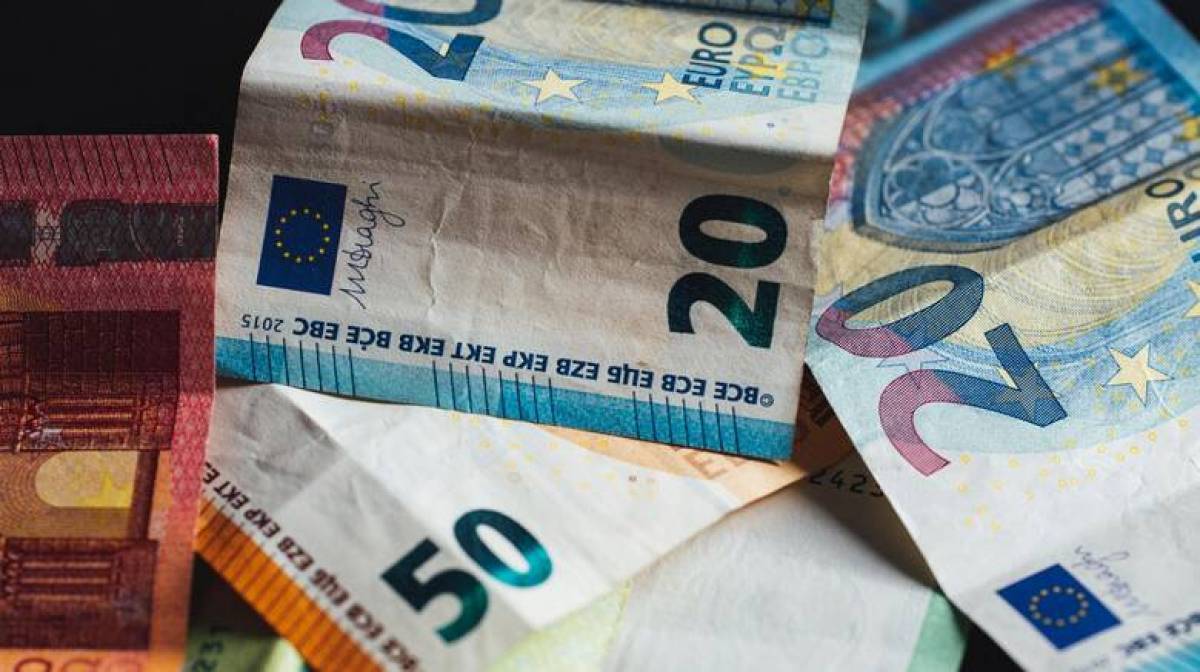 Αναστολές Απριλίου: Ημέρα πληρωμών για εκατοντάδες χιλιάδες εργαζομένους