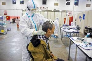 Επιβεβαιώνονται οι αρχικές υποθέσεις: Οι άνδρες πεθαίνουν συχνότερα από κορoνοϊό