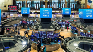 Ήπια άνοδος στη Wall Street χάρη στις τεχνολογικές μετοχές