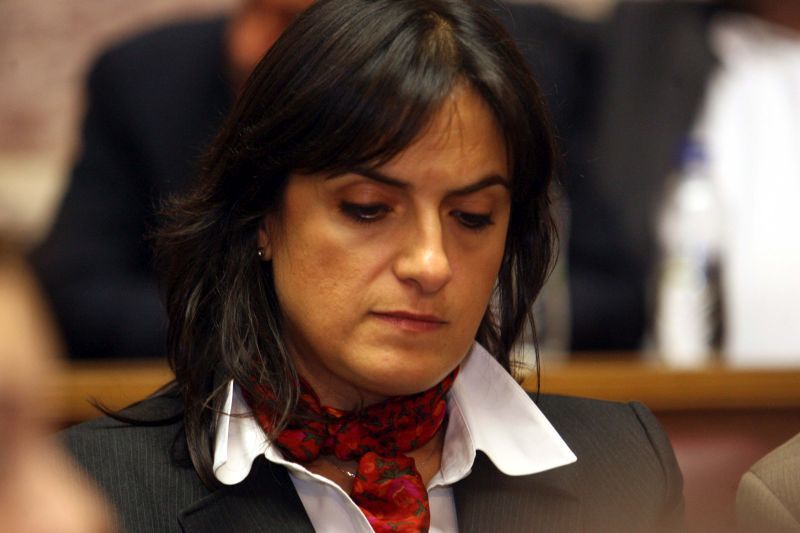 Αλαλούμ με τις δηλώσεις Παναρίτη για προτροπή των δανειστών να μην πληρωθούν μισθοί για 1-2 μήνες